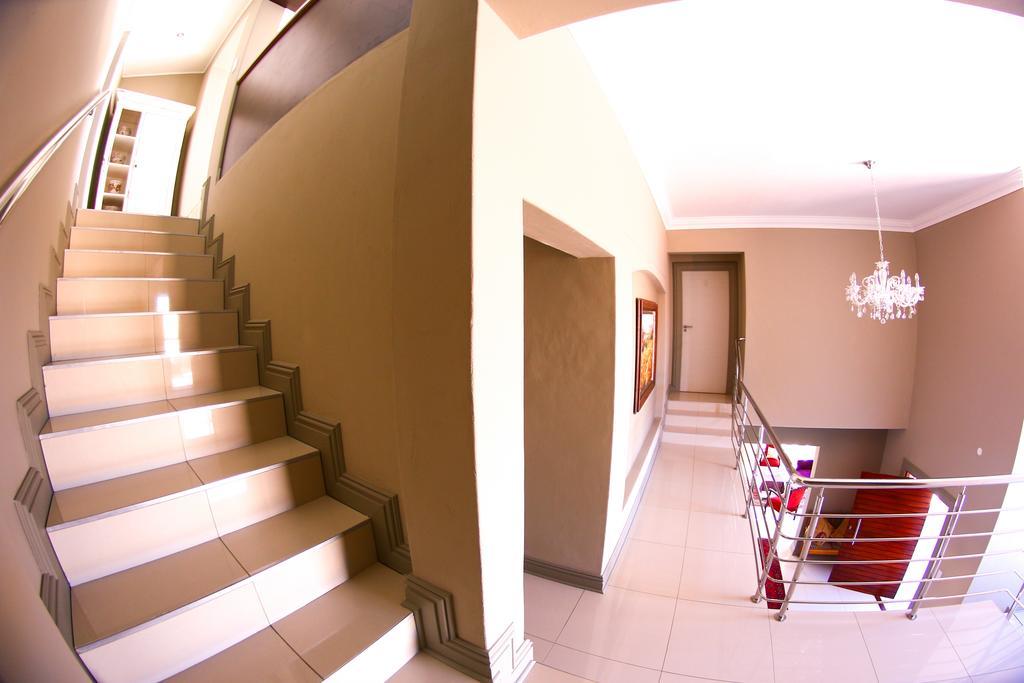Alabaster Box Guesthouse Langebaan Exterior photo