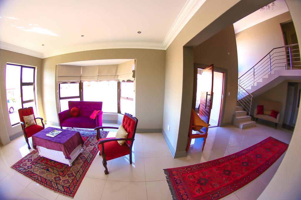 Alabaster Box Guesthouse Langebaan Exterior photo