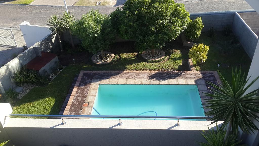 Alabaster Box Guesthouse Langebaan Room photo